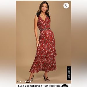 Such sophistication pleated floral maxi dress